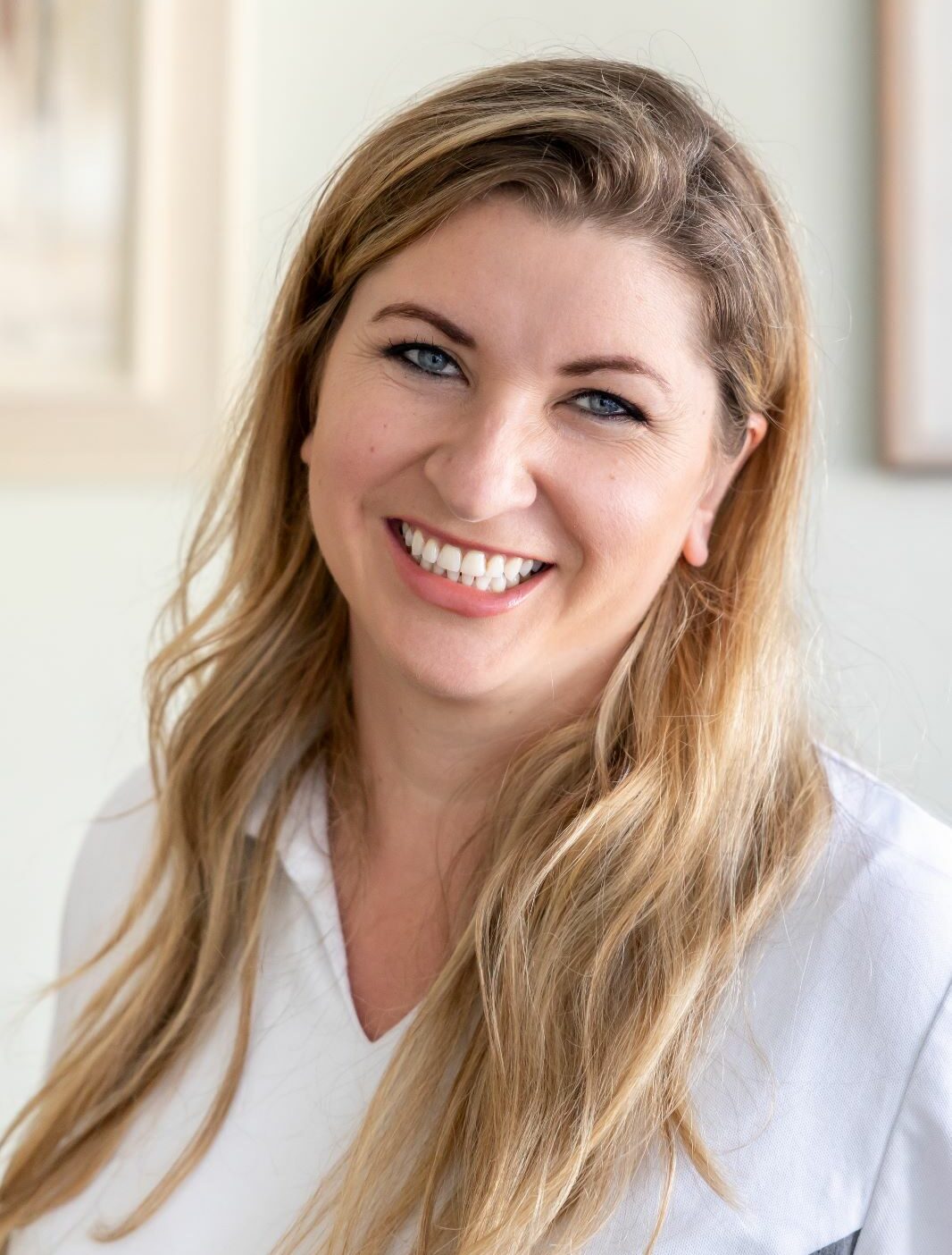 Dr. Constanze Schmidl